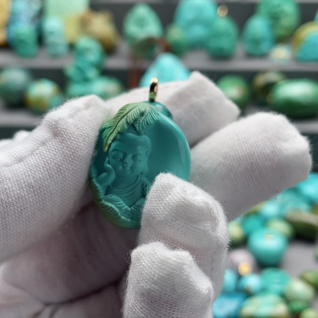 绿松石颈饰未镶嵌