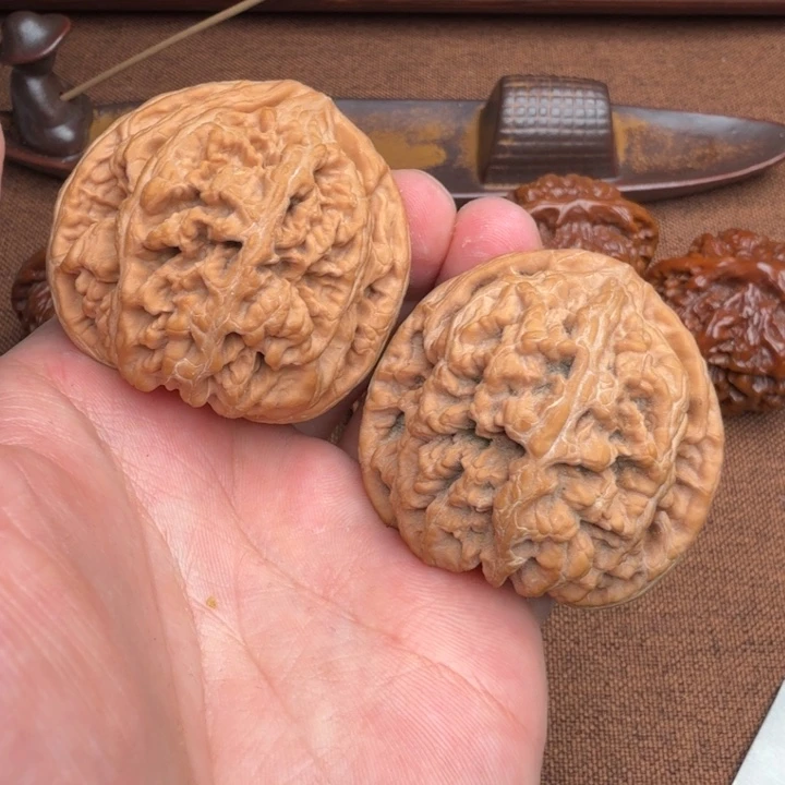 吊坠文玩核桃粗筋46.5