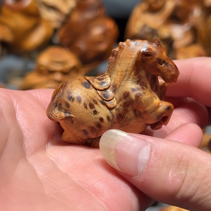 柏木（崖柏）点点关注