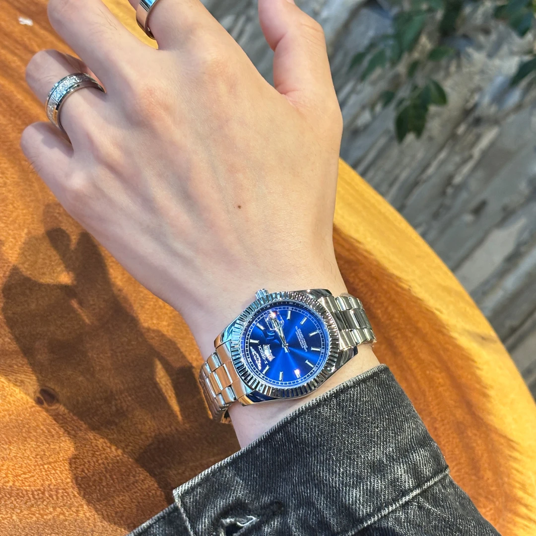 2025高颜值男士手表复刻经典牙圈时尚防水日历商务感石英男士腕表