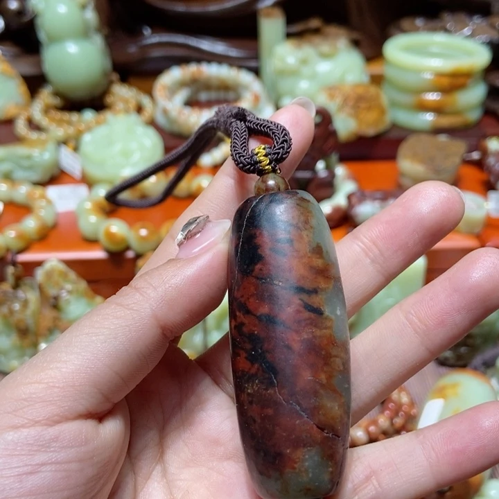 岫岩河磨玉（透闪石质玉）把件未镶嵌