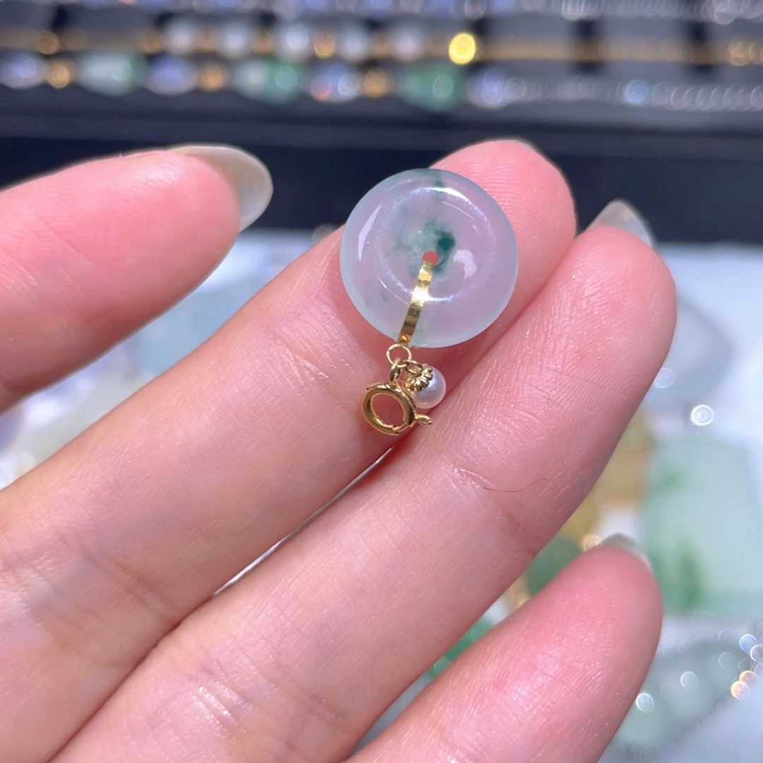 颈饰18K金镶嵌翡翠細*翡翠