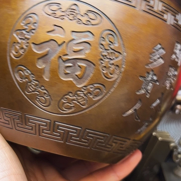 精美铜器点击下单
