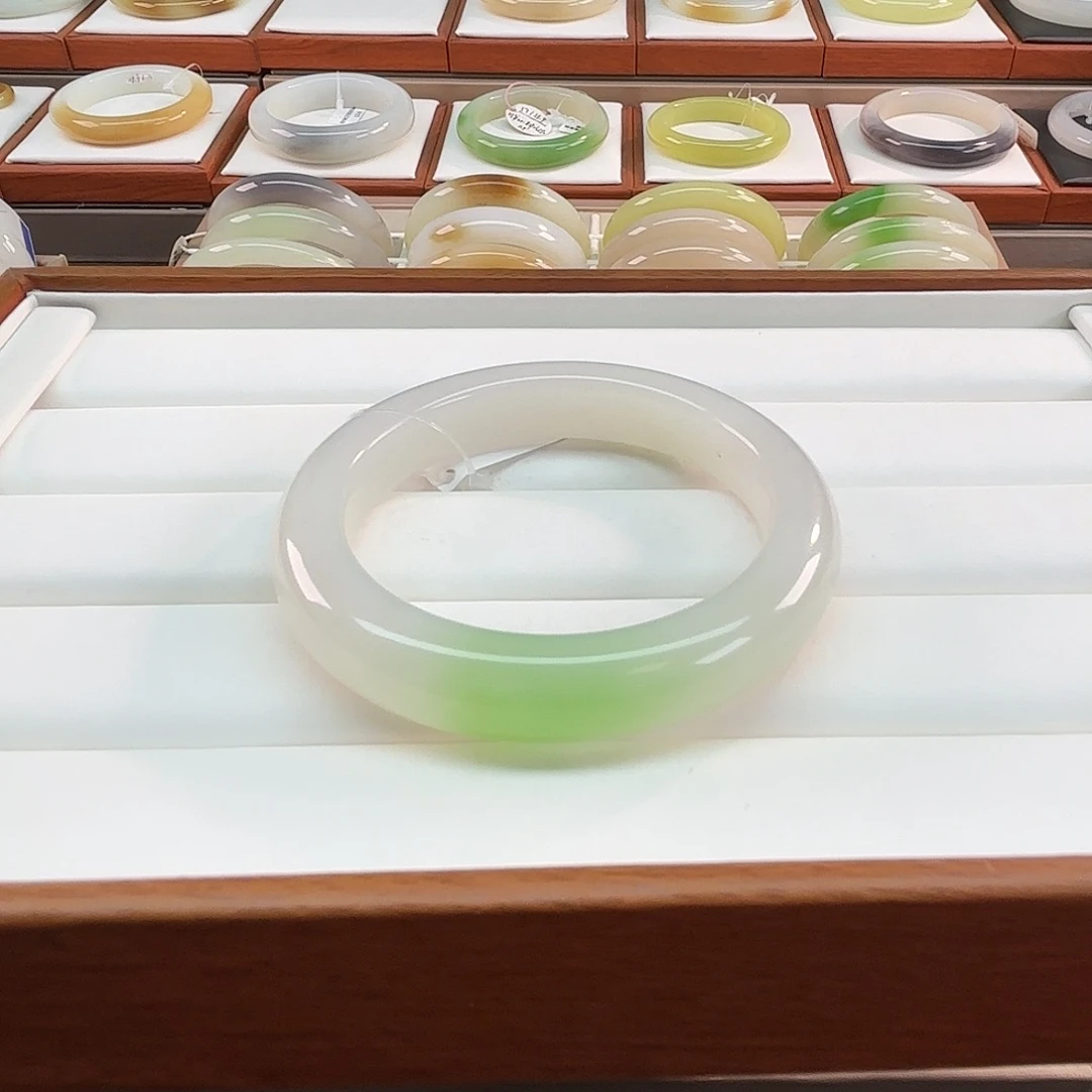 和田玉未镶嵌手镯58高品白翠