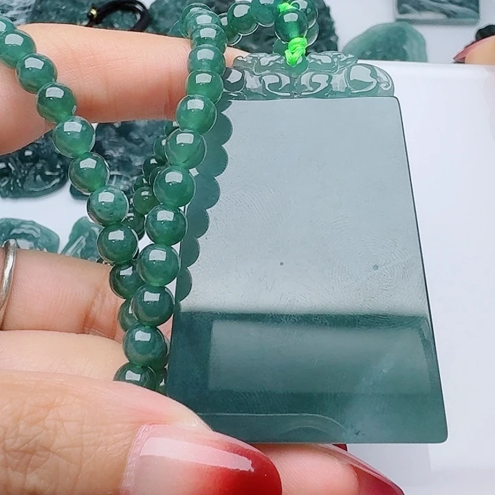 颈饰未镶嵌翡翠1111