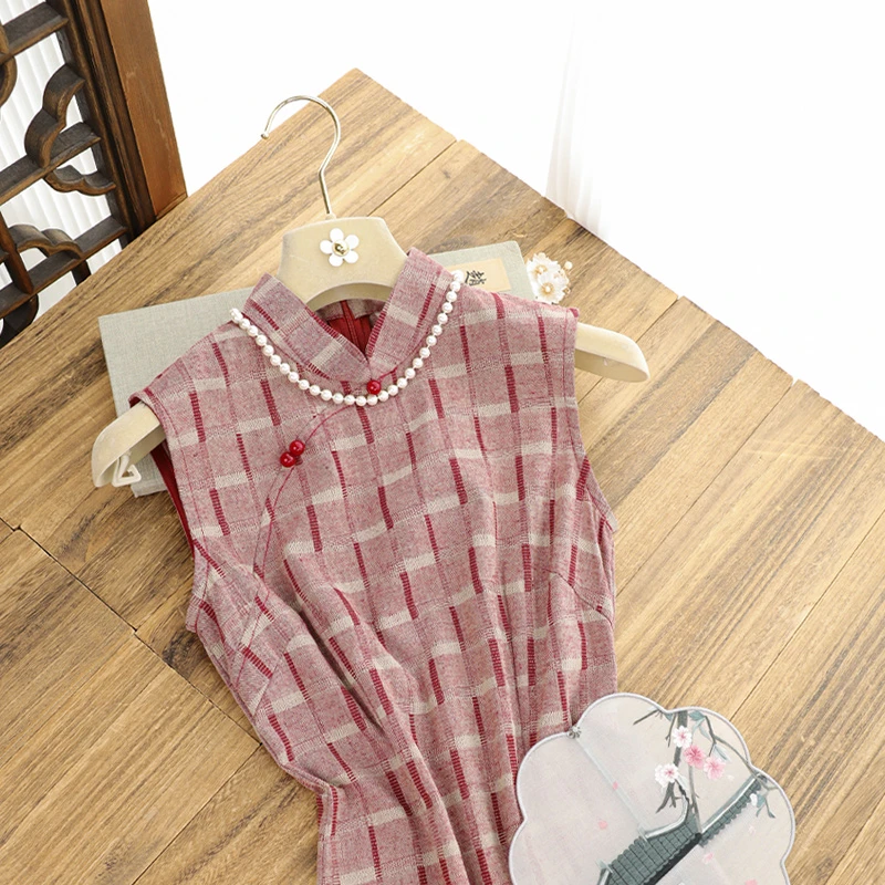 俏娘鱼2025夏季新款红色复古新中式无袖格子旗袍女日常可穿年轻款