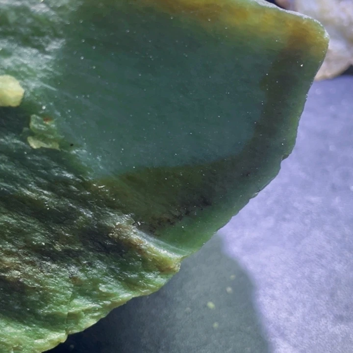 快***恒和田玉未镶嵌珠宝半成品