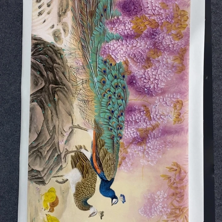 手绘作品等多种形式进行