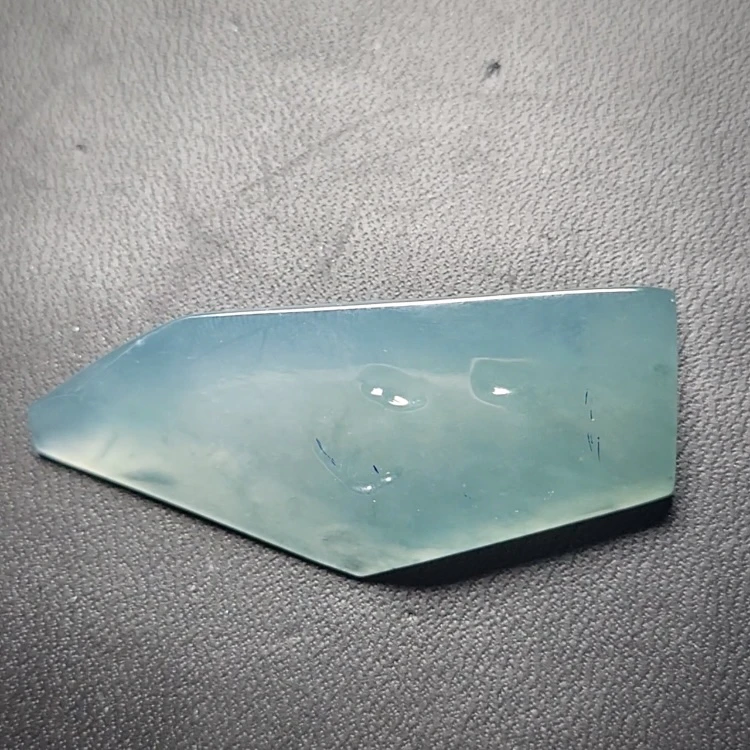 冰种翡翠起胶冰蓝底飘蓝花色挂件牌料50-20-8.4mm