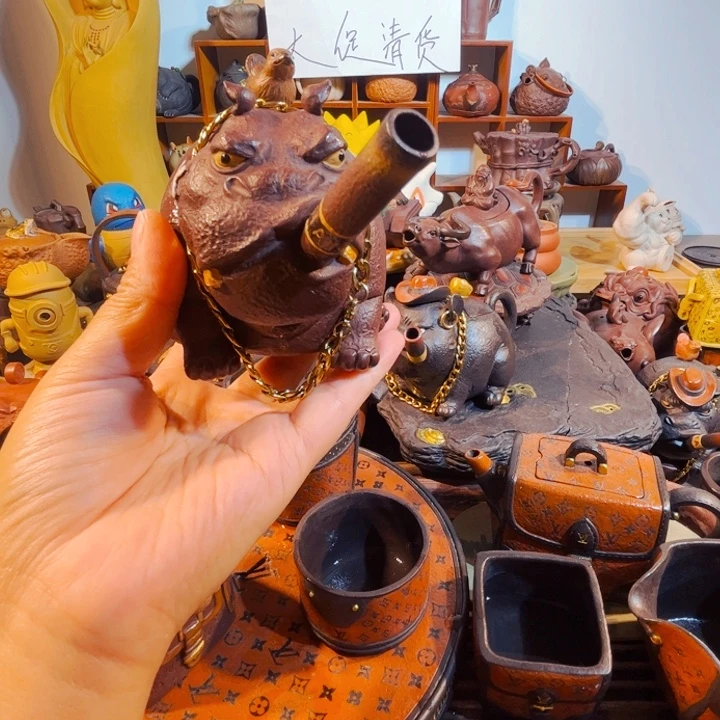 阿***金茶壶紫砂纯手工制作过程非常