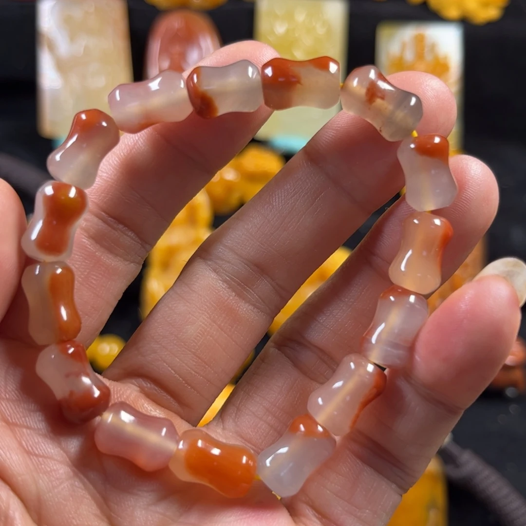 石英质玉（黄龙玉）合金颈饰