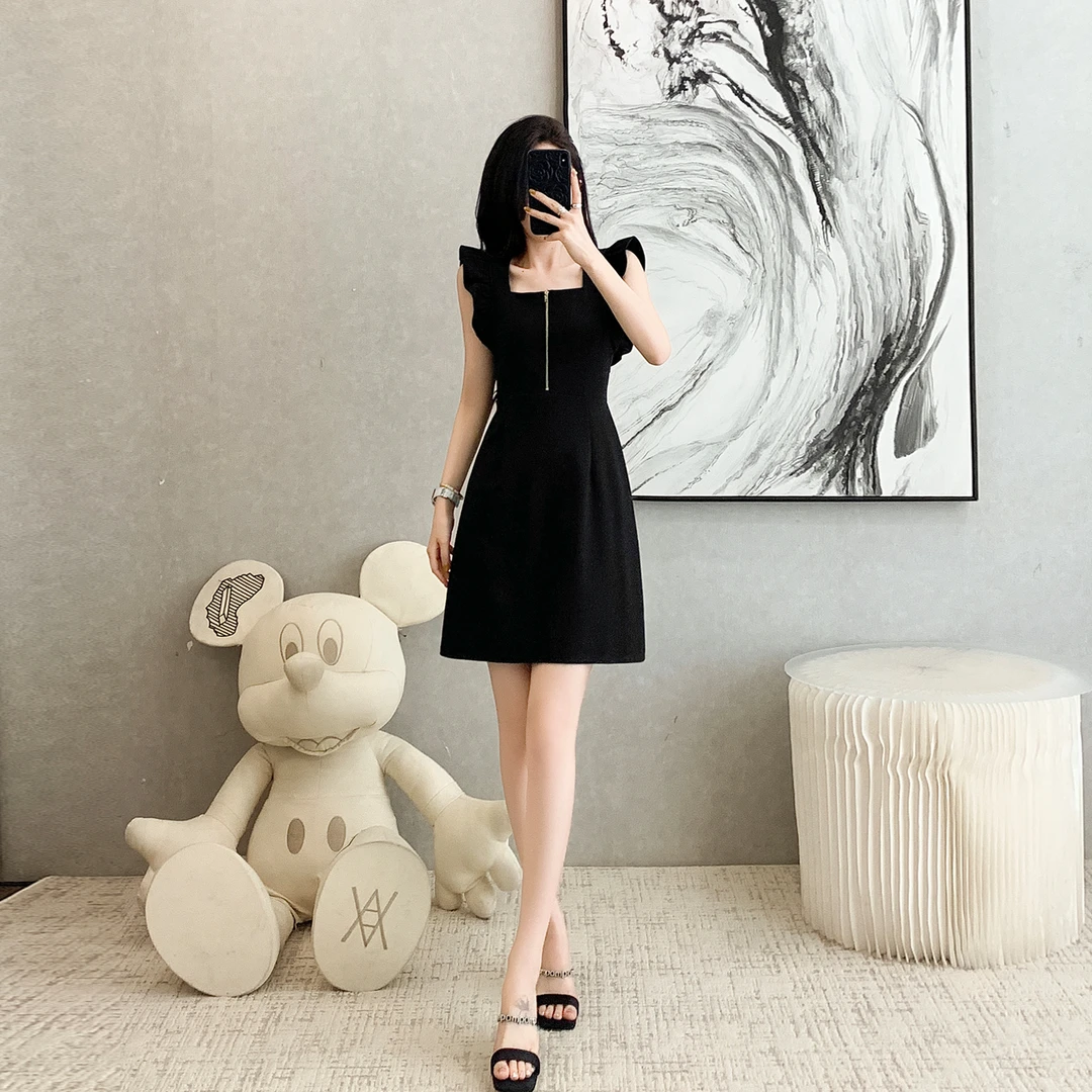 小香风百搭黑色连衣裙女夏季新款气质修身显瘦减龄飞飞袖a字裙子