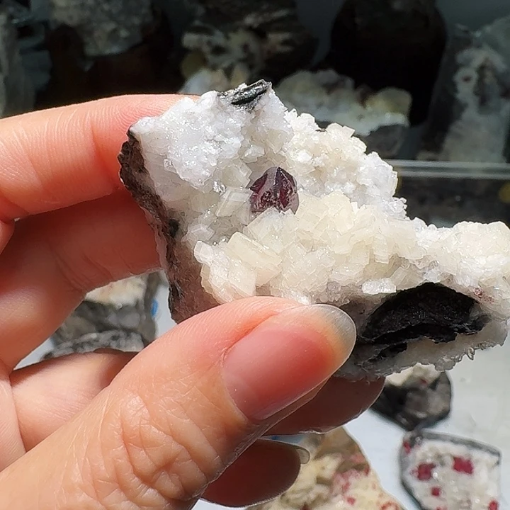 蓝***源天然辰砂天然朱砂原矿石