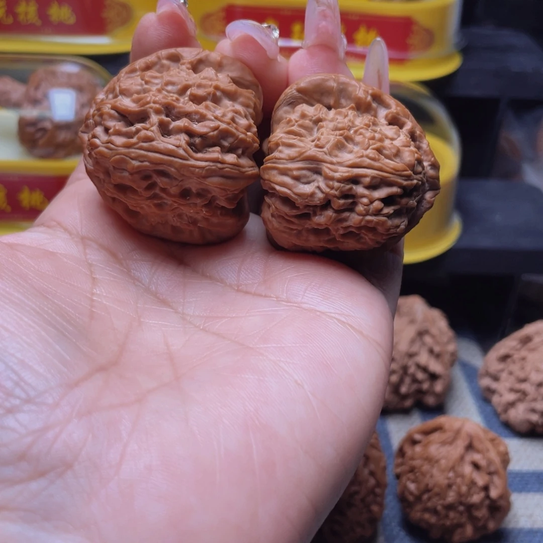 吊坠文玩核桃39三角白文玩