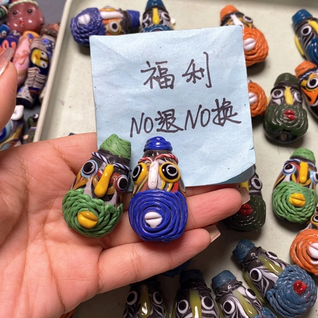 琉璃颈饰印度尼西亚琉璃娃娃两个