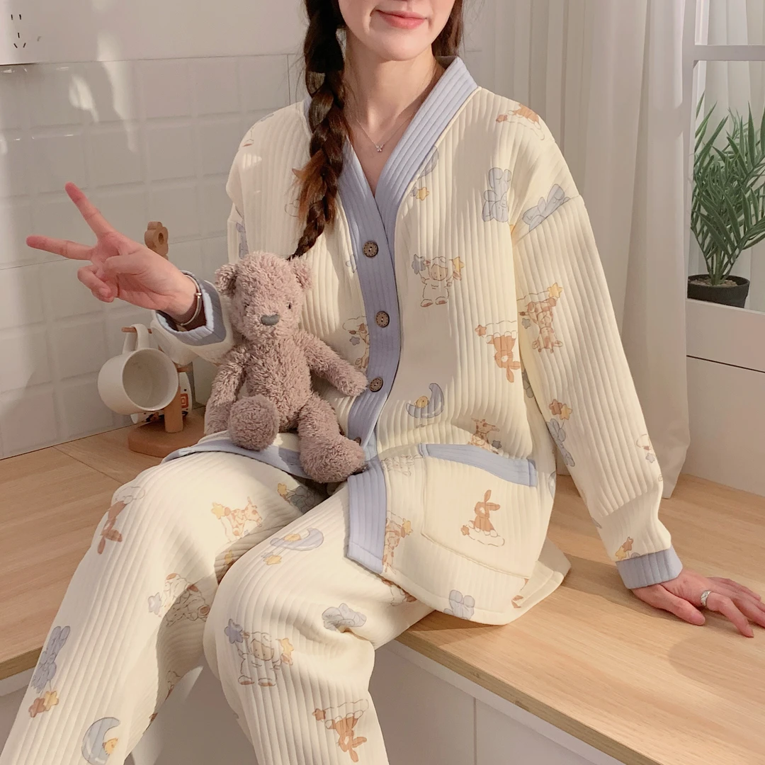 【带胸垫】空气棉月子服春秋季产后产妇孕妇睡衣喂奶长袖冬季哺乳衣