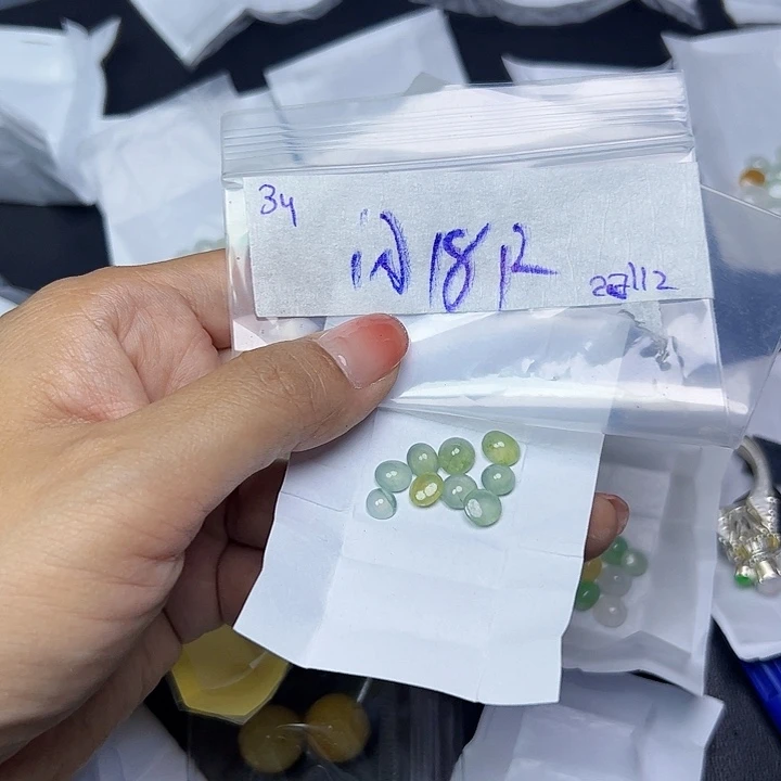 未镶嵌定制翡翠不