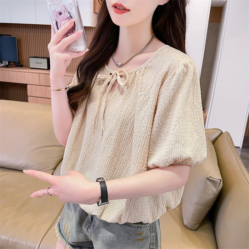 独特漂亮小衫洋气质上衣服温婉风显瘦高档女装短袖T恤新爆薄短款