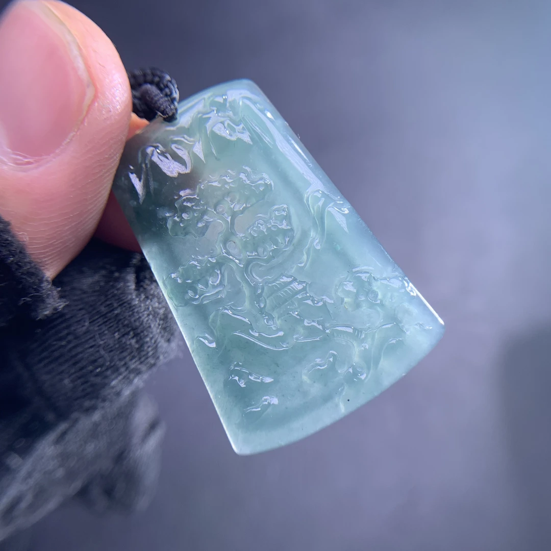 天然A货翡翠山水614时尚气质女款吊坠挂坠