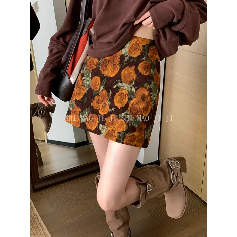 设计感小众印花a字半身裙女2025秋季新款法式高腰显瘦小个子短裙