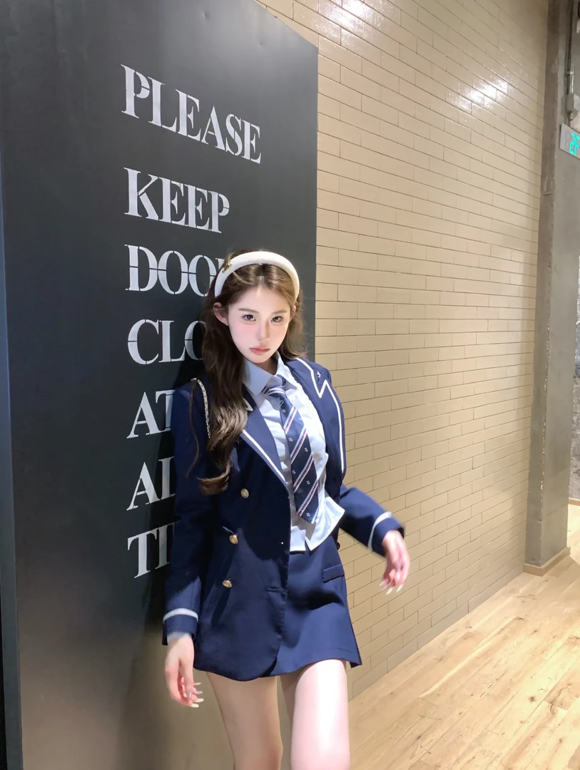 麻吉麻吉mochi【清潭国高】学院修身显瘦西装外套秋季百搭半裙套装