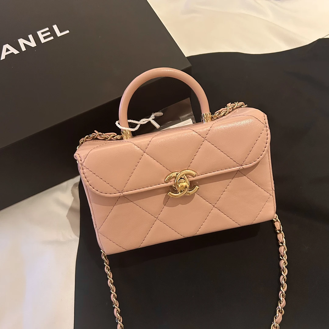 99新 Chanel/香奈儿 多多奢品/香奈儿23k牛奶盒子包/98新包展