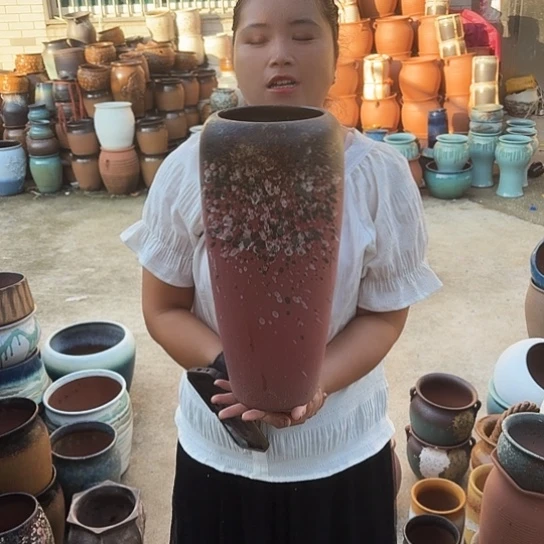 口15高42瑕疵一个盆子。