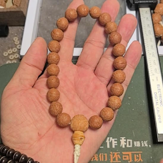 把件凤眼菩提凤眼菩提手把件，12左右尺寸，精挑细选，高油高密