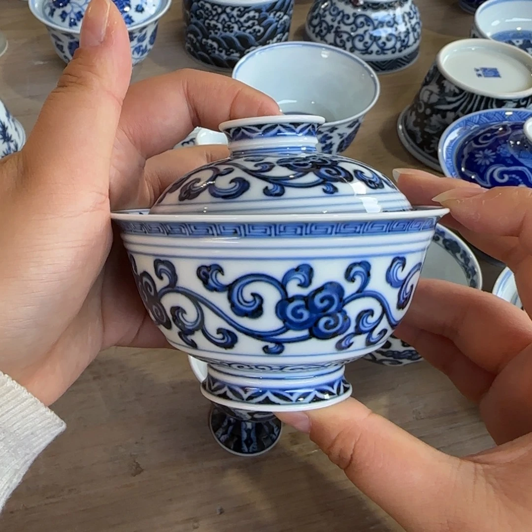 镇坤堂 灵芝纹盖碗