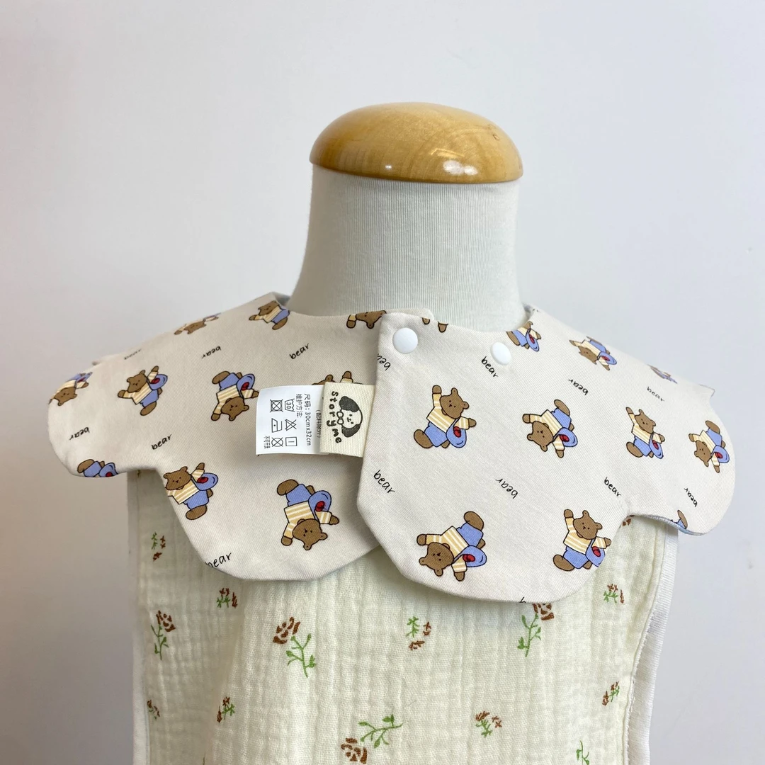 故事我·格子跳舞熊·婴幼儿花瓣围嘴A类棉防吐奶360度宝宝口水巾