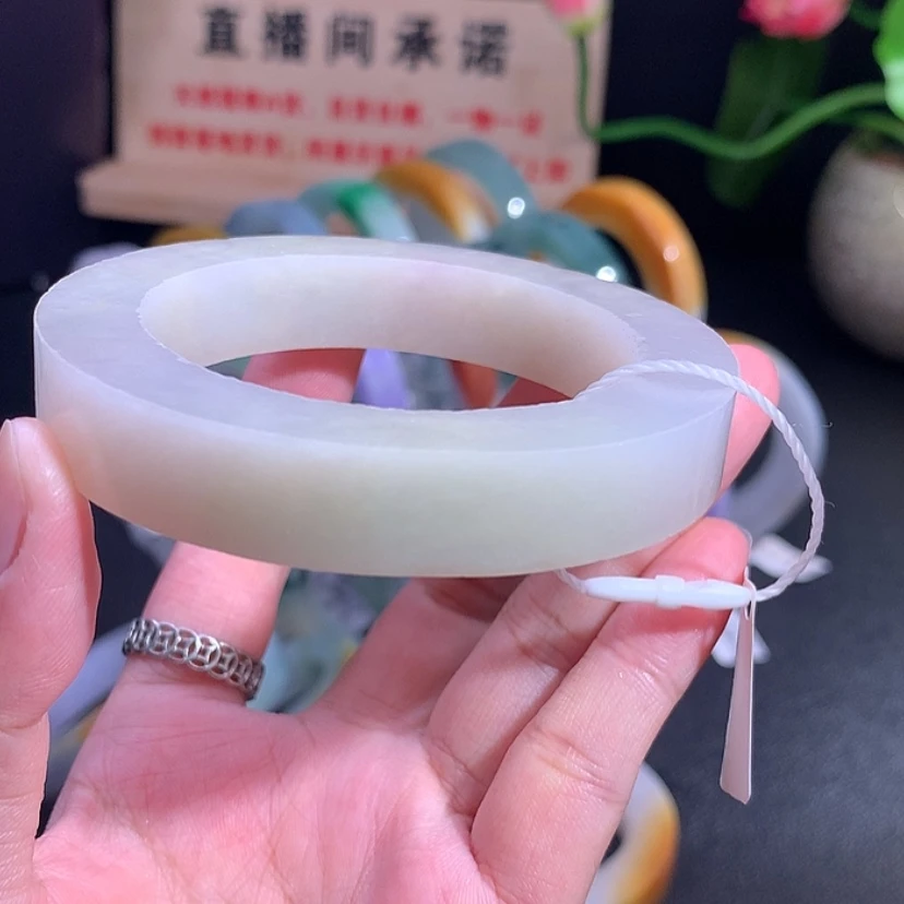 【闪购商品】未镶嵌翡翠手镯定制翡翠