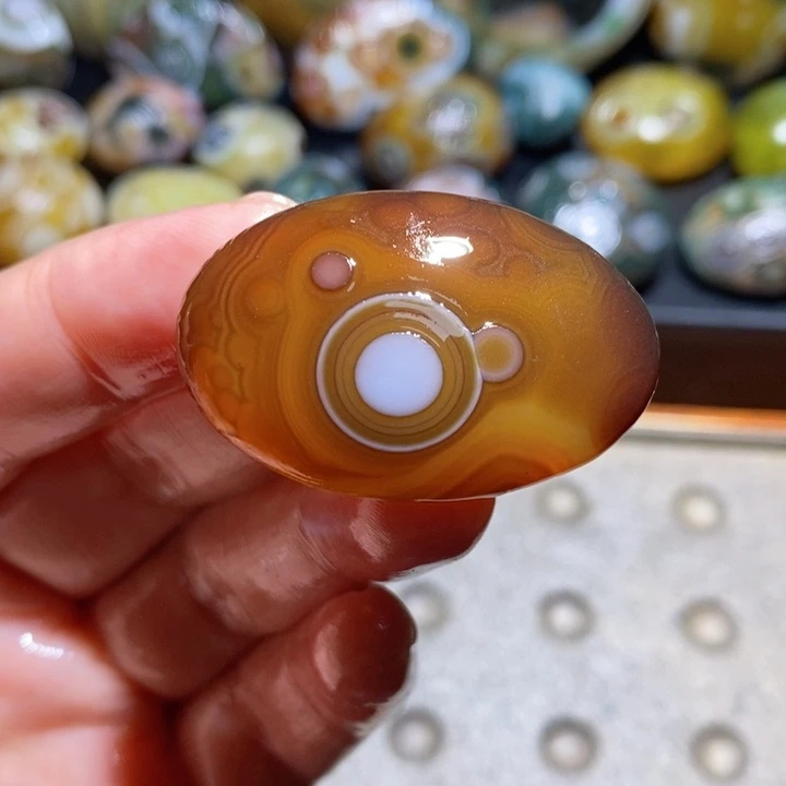 未镶嵌玛瑙/玉髓珠宝半成品115