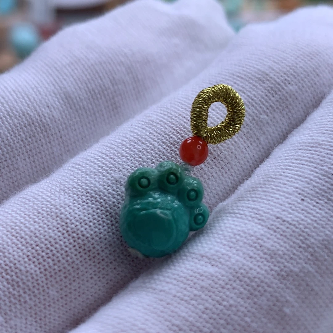 绿松石未镶嵌颈饰原矿绿松石猫爪侧挂