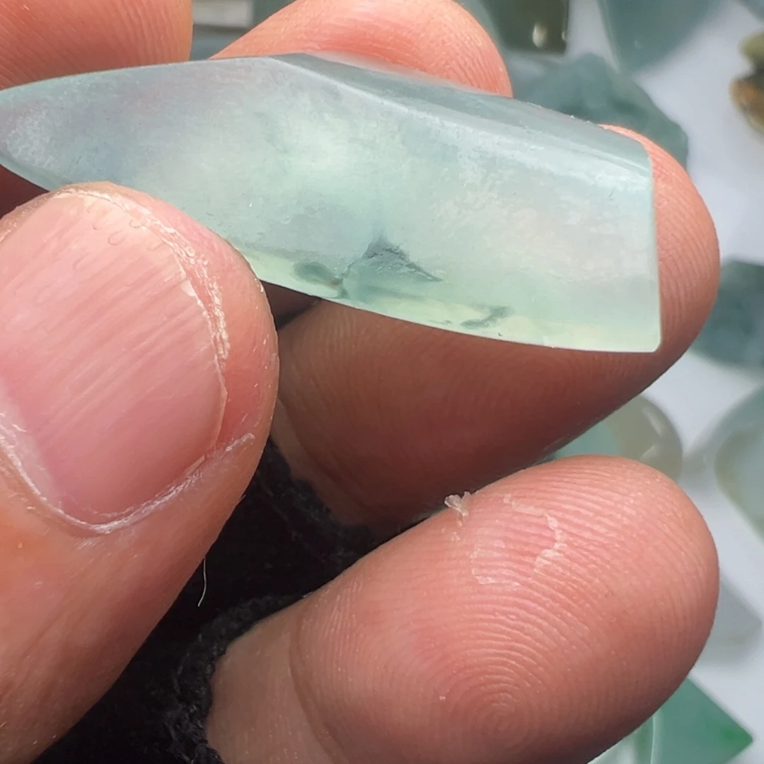 定制翡翠未镶嵌不包工