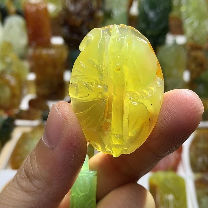 蛇纹石玉未镶嵌珠宝半成品