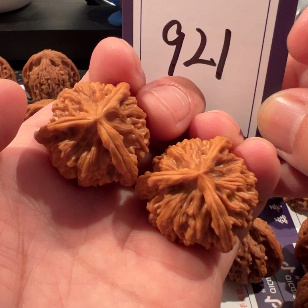 文玩核桃把件全品秦公子三棱32尺寸921号