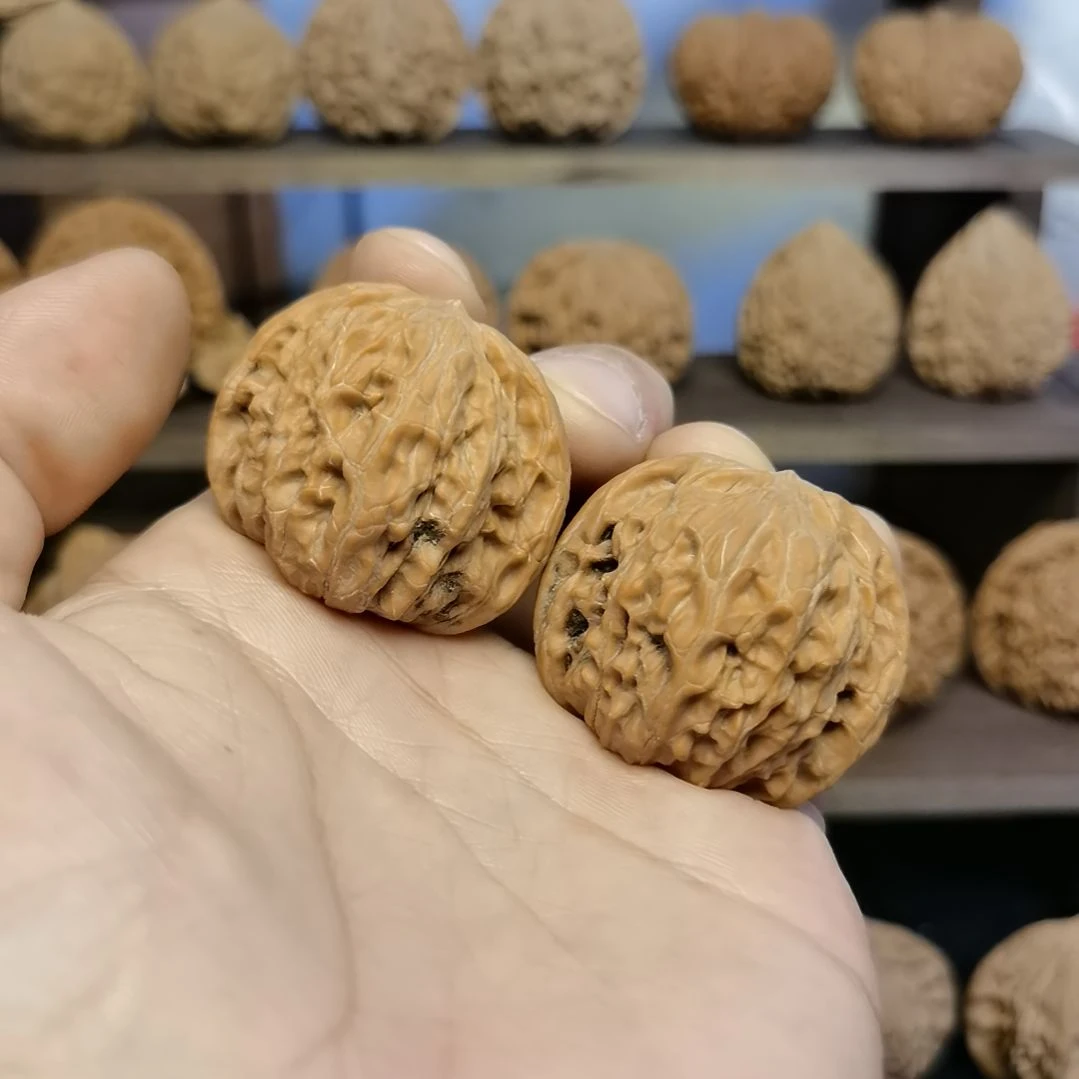 文玩核桃把件38全品磨盘