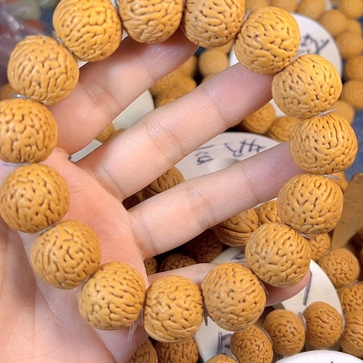 极***兽吊坠桃核21白月光桃核手串