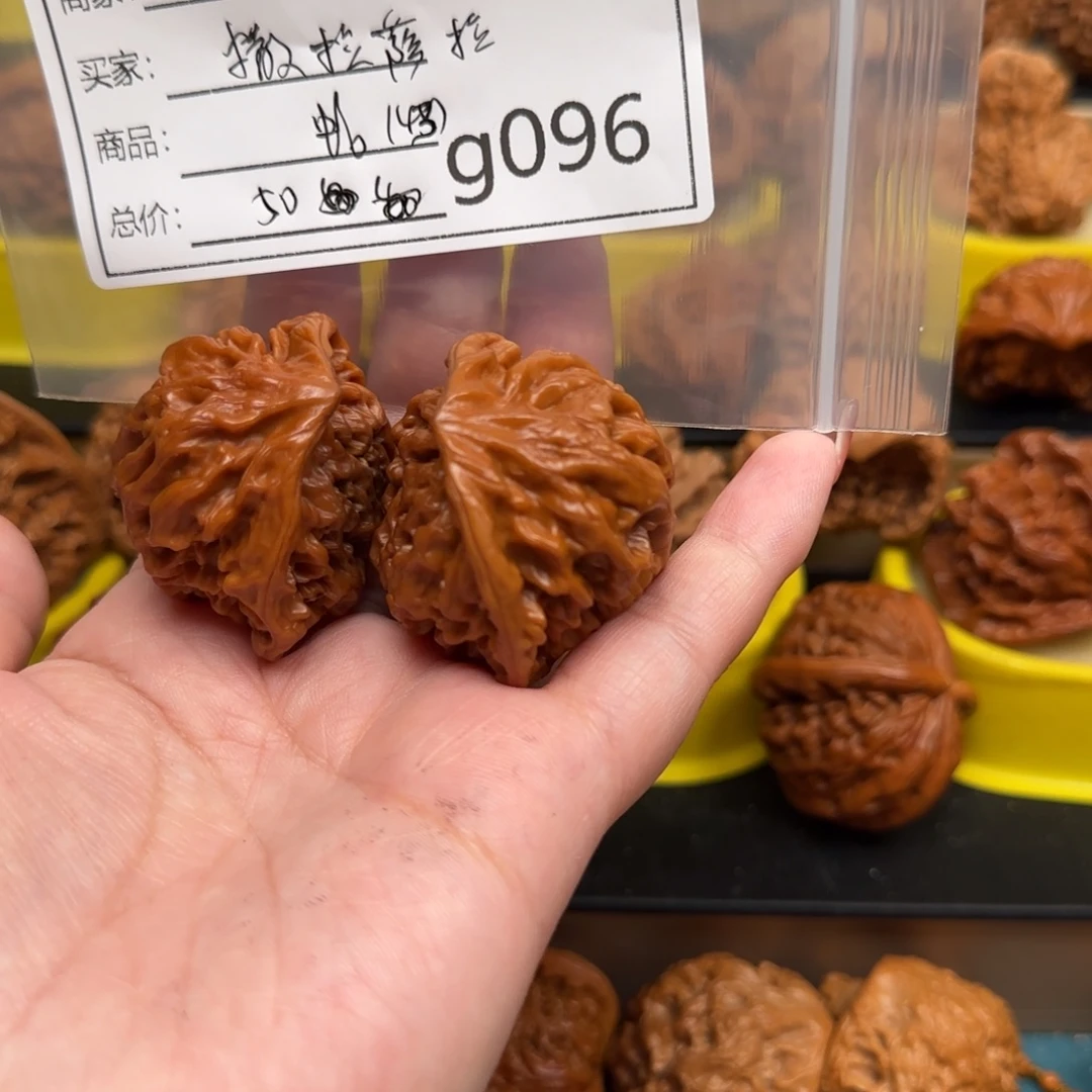 撒***拉把件桃核文玩的好