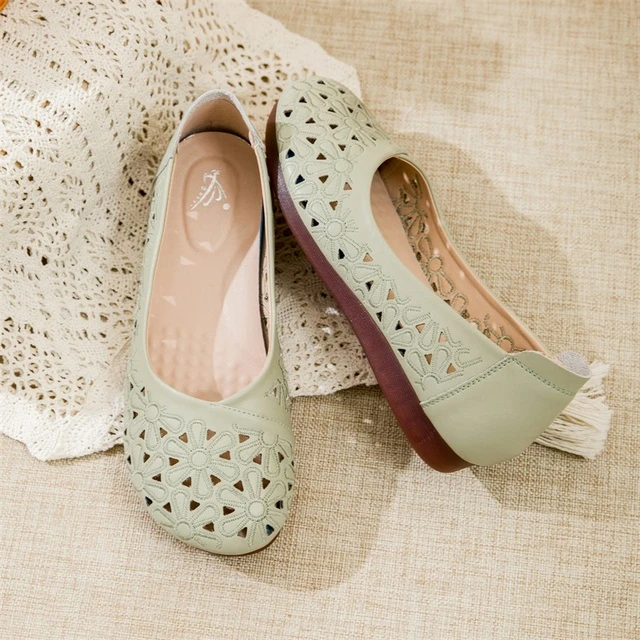夏季镂空凉鞋洞洞真皮软底妈妈鞋平底洞洞鞋包头浅口百搭中年女鞋