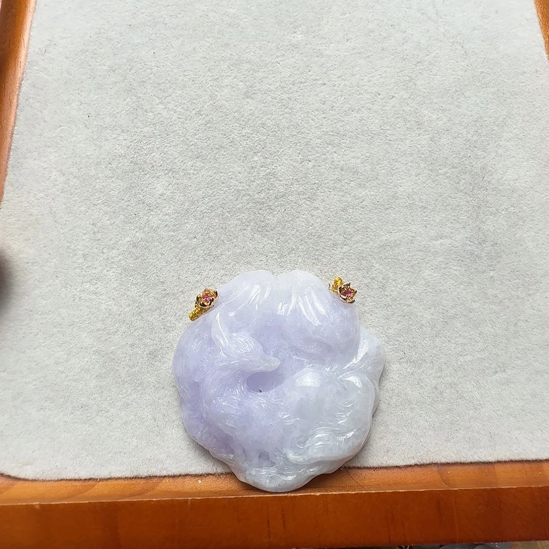 翡翠未镶嵌吊坠(赠链)