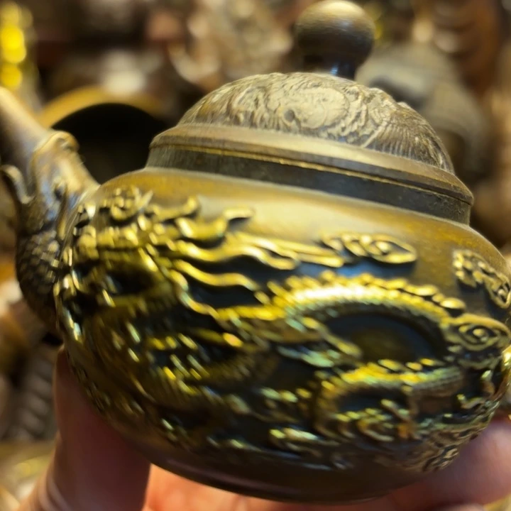 铜器摆件    点击下单