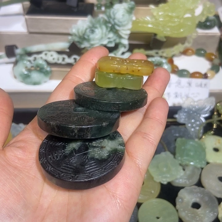 蛇纹石玉发饰未镶嵌珍*我