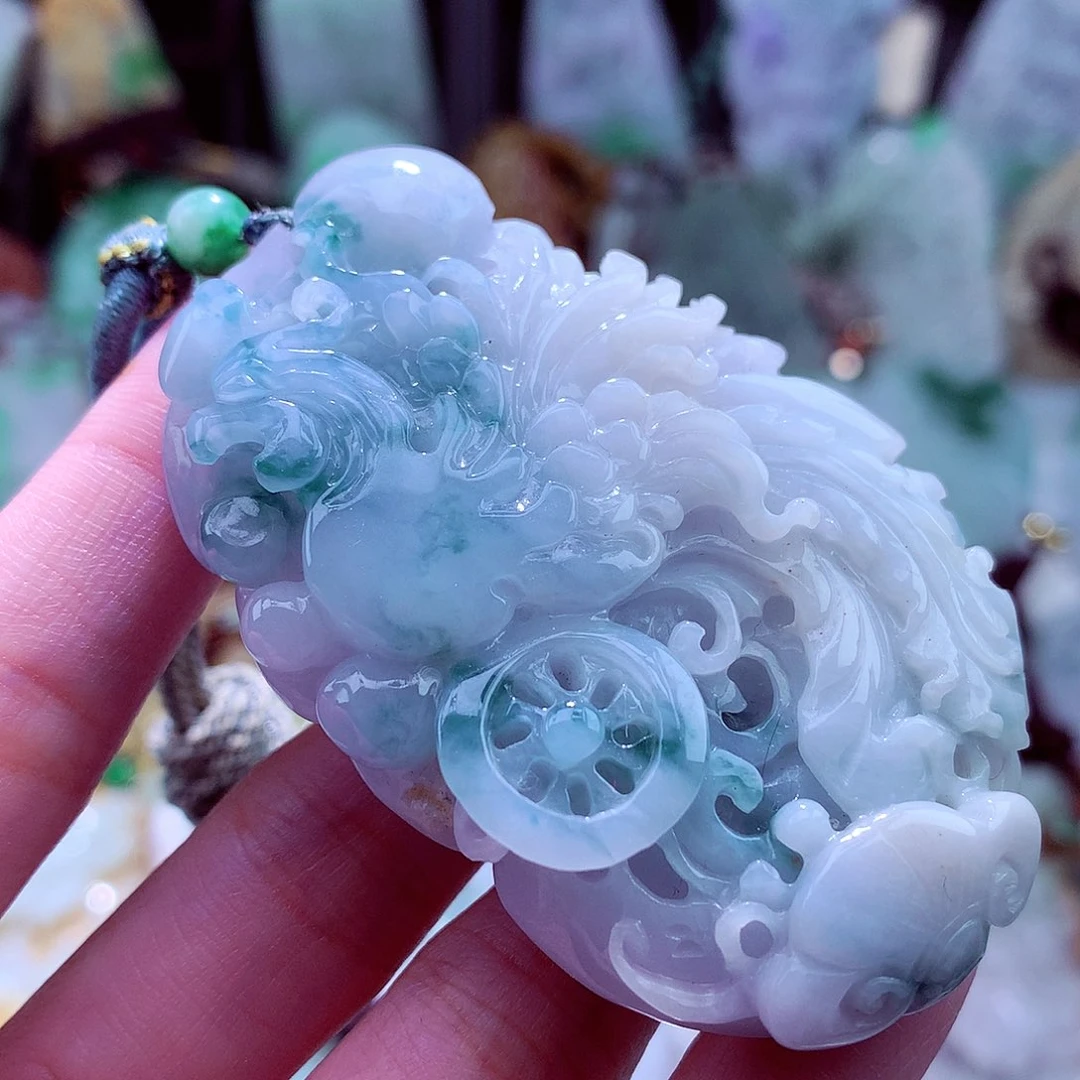 颈饰未镶嵌翡翠天然