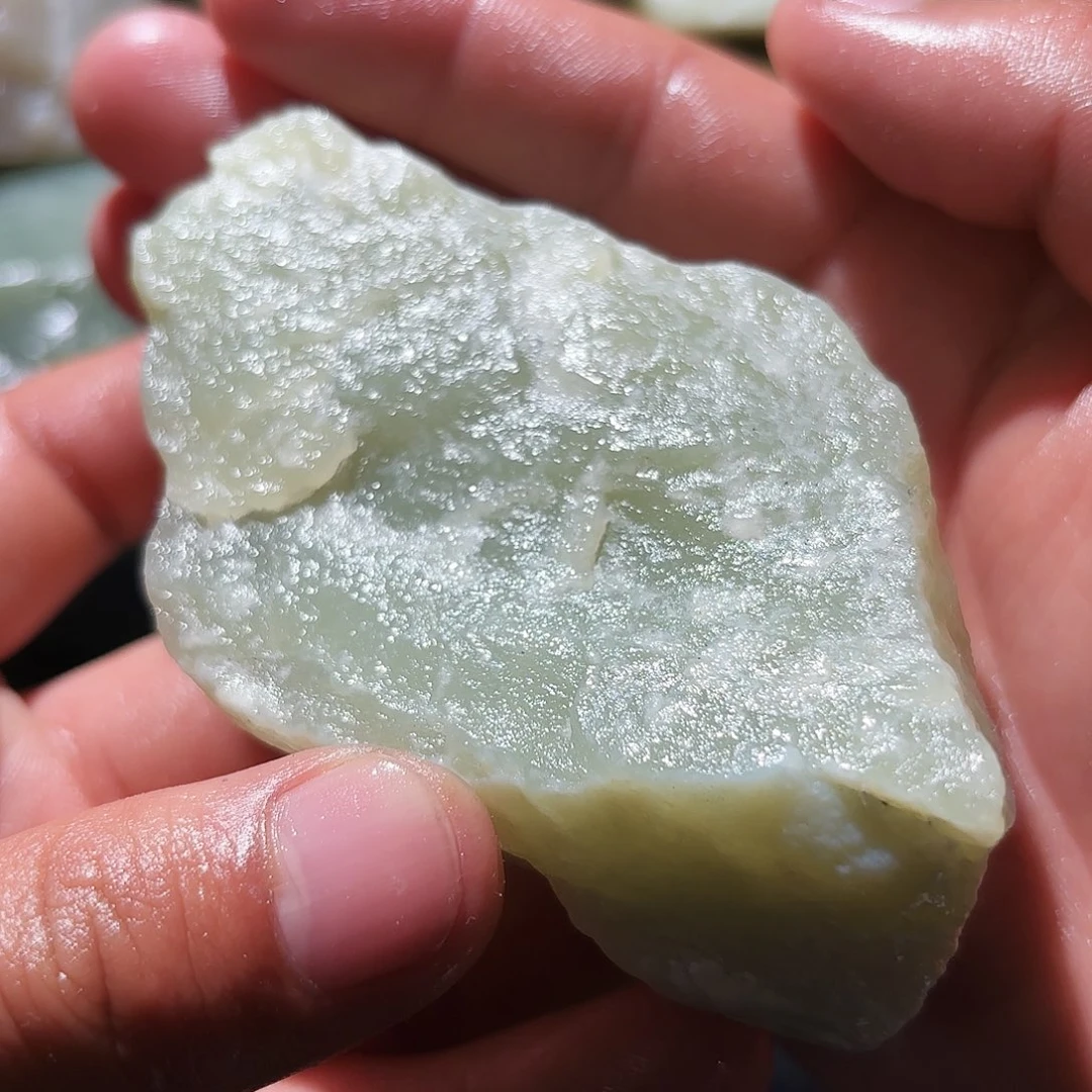 和田玉未镶嵌珠宝奇石