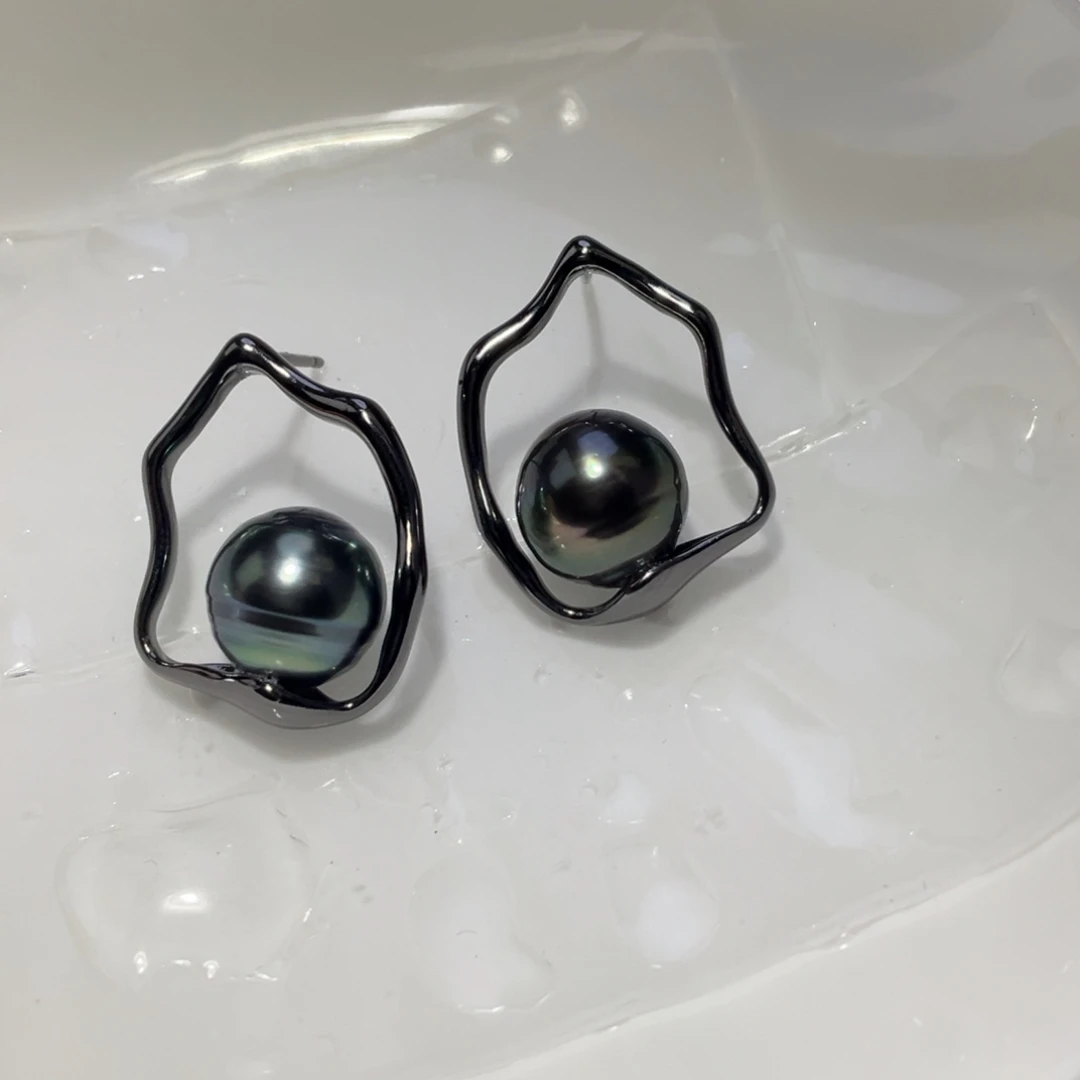 爱****银S925镶嵌海水珍珠耳饰