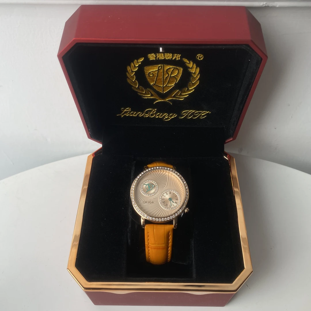 6284【赠调表器】精品气质女士手表