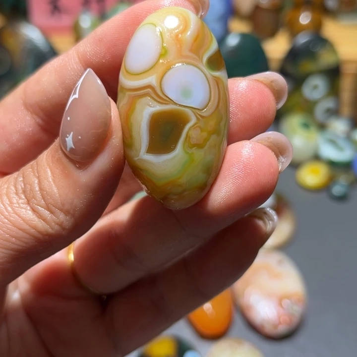 玛瑙/玉髓未镶嵌颈饰