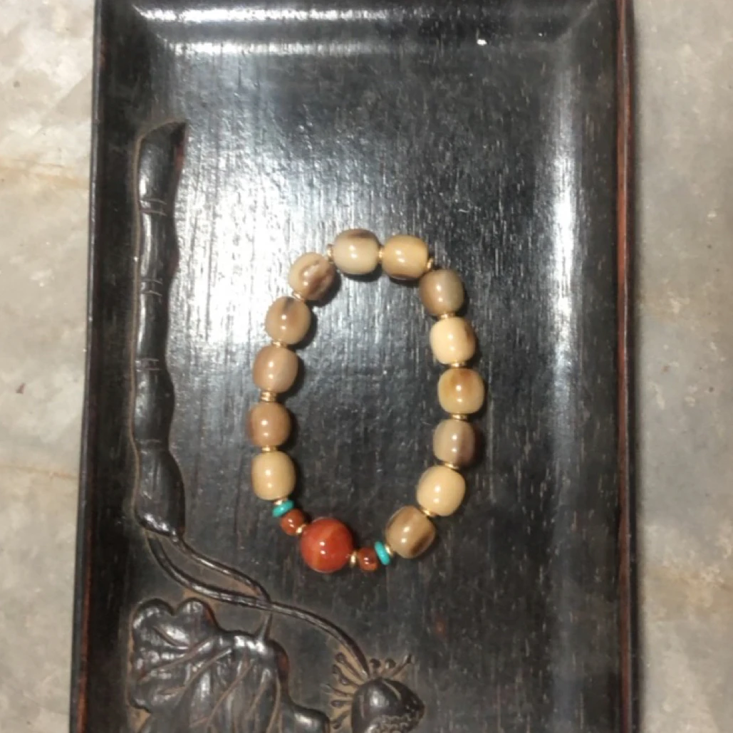 （闪购链接）－白色红珠手串