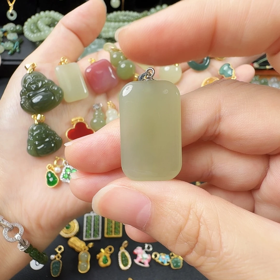 和田玉银S925镶嵌颈饰